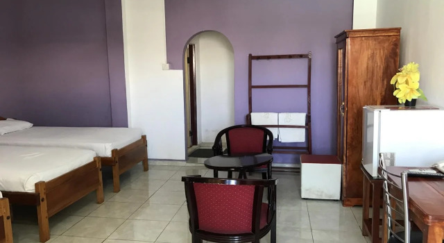 Gnanams Hotel