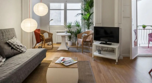 Семейные апартаменты с 3 комнатами AinB Barcelona Sants Apartments
