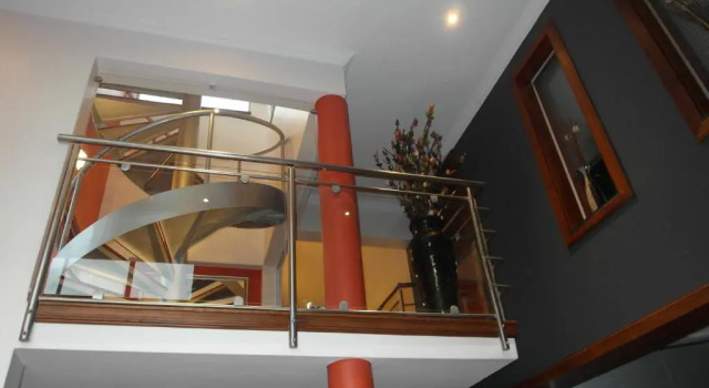 Номер Luxury Red Square Home