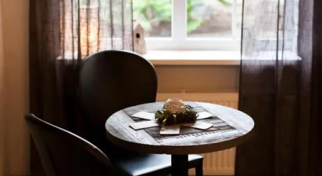 Pļavas, Book Hotel Hoteller i Pieriga med parkering, Parkering