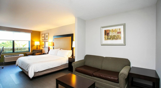Двухместный номер Deluxe Holiday Inn Express & Suites Jacksonville - Atlantic Beach by IHG