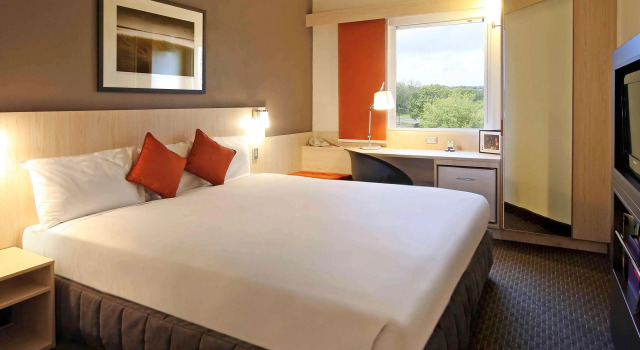ibis Auckland Ellerslie, Забронировать Отель Отели Окленда с бассейном, рядом с Spotless Services Limited, Бассейн