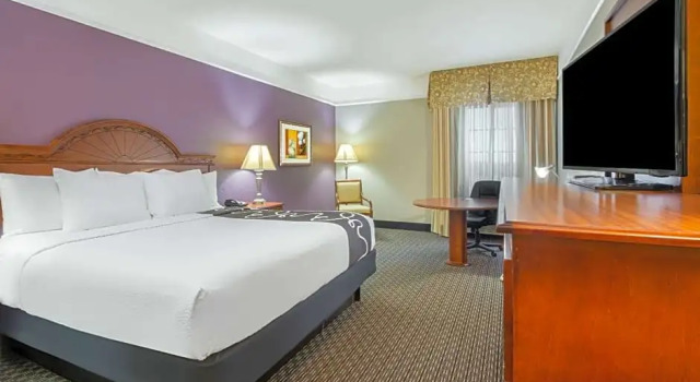 Двухместный номер Deluxe La Quinta Inn & Suites by Wyndham Gainesville