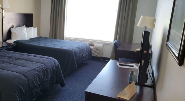 FairBridge Inn & Suites Canadian
