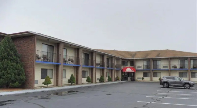 Номер Standard Red Roof Inn & Suites Newport - Middletown, RI