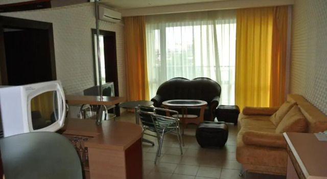 Апартаменты с 2 комнатами с балконом Miramar Front Beach Self Catering Apartments No Swim Pool Access