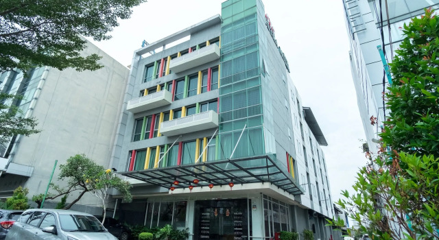 Putra Mulia Hotel Medan, Book Hotel Hotels in Sumatra with Breakfast, Breakfasts