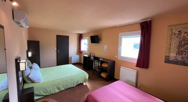 Номер Classic Brit Hotel St-Quentin/Nord