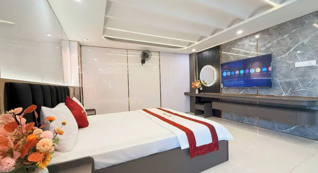 Двухместный люкс с видом на город Bien Sao Hotel Duong Quang Ham