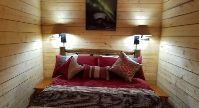 Четырёхместный номер Deluxe Denali Tri-Valley Cabins