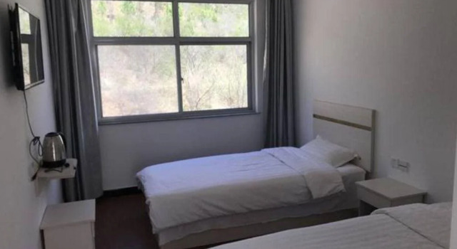 Pingshun Fuya Fengqing Hotel, Boek Hotel Hotels in Dongsitou met parkeren, Parkeren