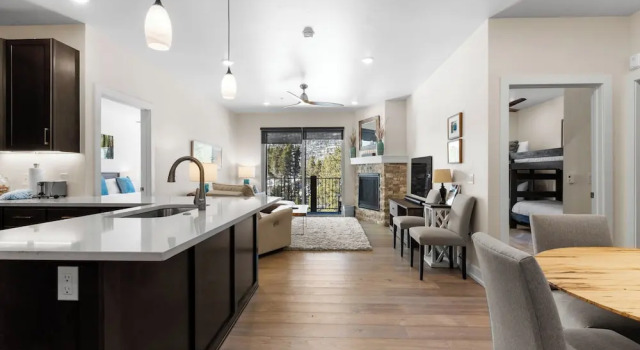 Апартаменты с 2 комнатами с балконом Clearwater Lofts #302, Building 3 By Summit County Mountain Retreats