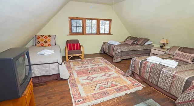 3901 Azure Avenue 2 Bedroom Cabin