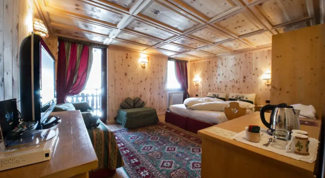 Hotel Jolanda Sport, Забронировать Отель Грессоней-ла-Трините Грессоней