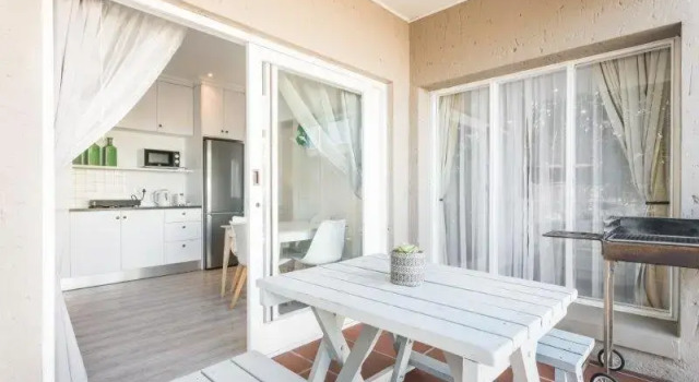 Апартаменты c 1 комнатой с балконом и с видом на океан Rinkink Beach House