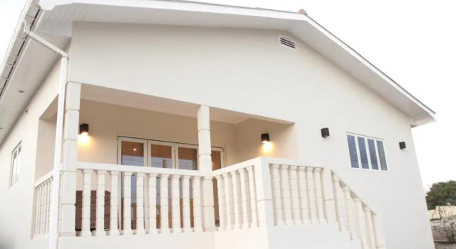 Charming 2 BR home with a beautiful private patio