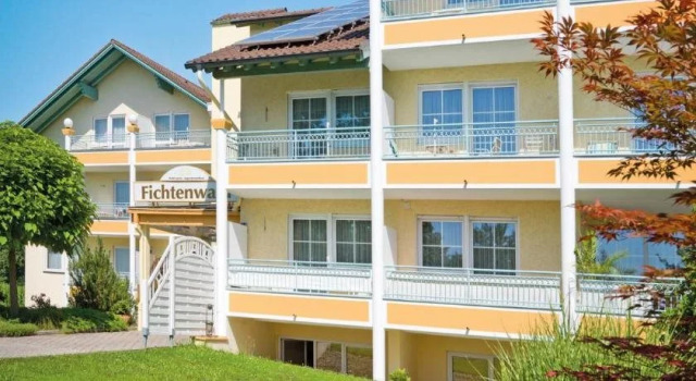 Hotel Garni-Apparmenthaus Fichtenwald, Varaa Huoneisto Hotellit Baijeri pysäköinnillä, Pysäköinti