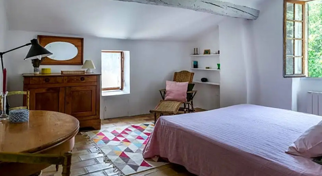 B&B en Provence - Le Mas Boissol, Prenota Bed & breakfast Hotel a Alvernia con parcheggio, Parcheggio