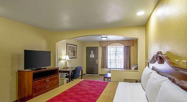 Люкс Super 8 by Wyndham Jackson MS Near the Fairgrounds