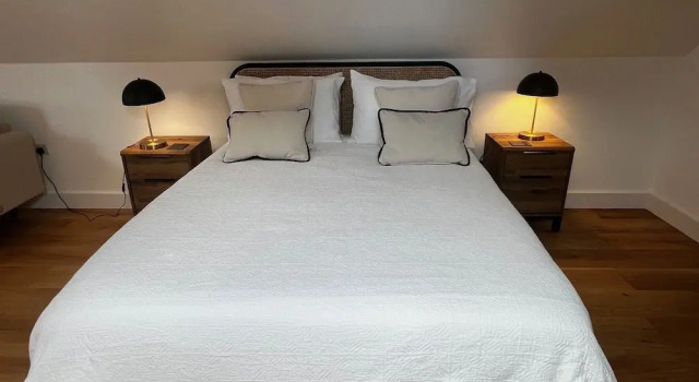 Cozy Studio Attic Retreat in Bettws Newydd, Réserver Hôtel Gwent Brecon Beacons