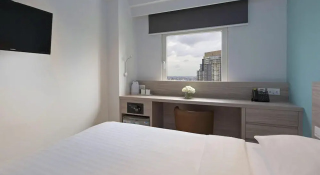 Двухместный номер Standard ibis budget Phnom Penh Riverside