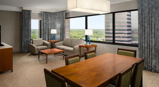 Люкс c 1 комнатой The Westin Chicago Northwest