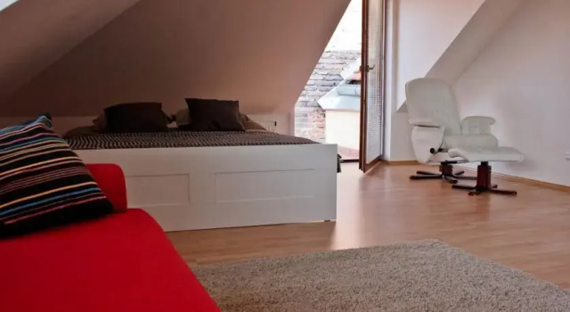 Martins Prague, Забронировать Апартаменты/квартира Прага Чехия, рядом с Музей «Королевство железных дорог»