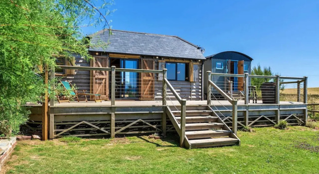 Апартаменты Lodge in Cornwall With Widemouth Bay Views