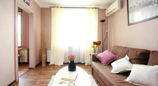 Apartments on Nakhimovsky Prospekt 23k2, Book Apartment Moscow Russia