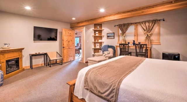 Brookings Vacation Rental Lodge on 88 Acres!, Varaa Lomakoti Brookings Oregon Coast