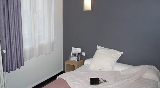 Номер Comfort The Originals City, Hôtel Le Savoy, Caen