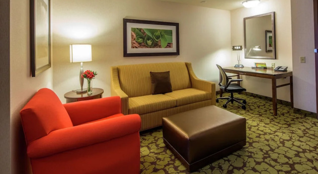 Двухместный люкс Hilton Garden Inn Uniontown