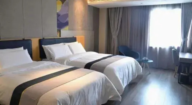 Homeinn Selected Hotel (Yantai Fushan District Yongda Street)