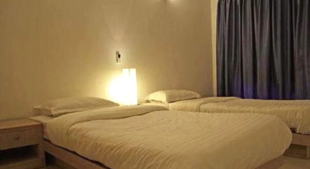 Chalet Diamond Service Apartment, Забронировать Апартаменты/квартира Отели Бангалора с парковкой, рядом с Больница Манипал, Парковка