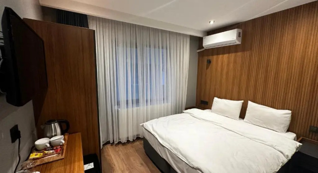 Standardowy dwuosobowy pokój Bademi Hotel