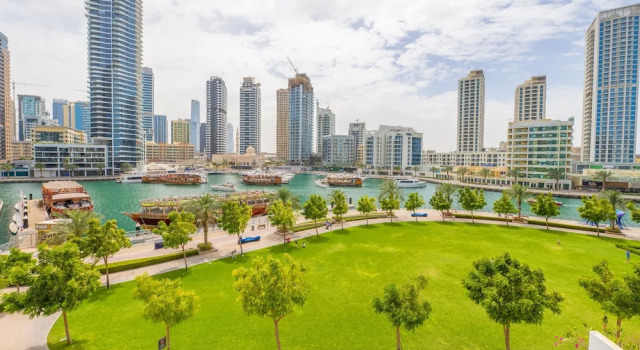 Вилла Grand с 4 комнатами с видом на гавань Luxe Dubai Marina 3Flr 4BR w Pool Sauna