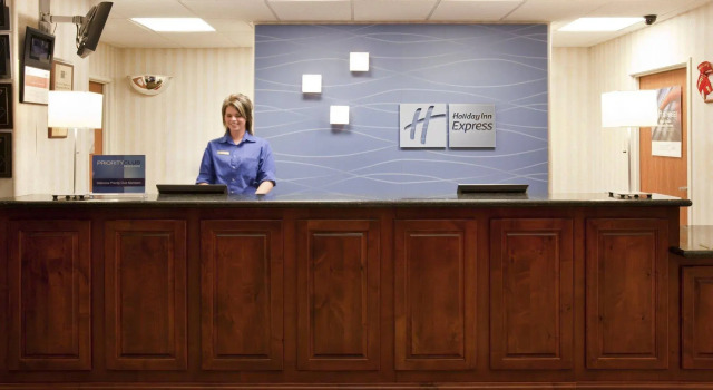 Holiday Inn Express Hotel & Suites Evanston, Varaa Hotelli Evanston Wyoming