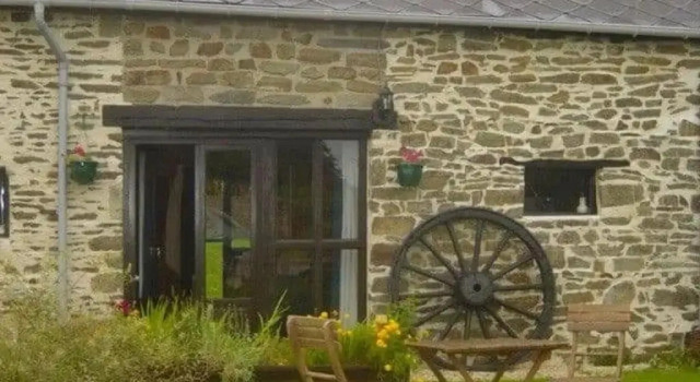Fantastic gites 1 of 3, with pool in the beautiful Mayenne countryside., Réserver Hôtel Madré 