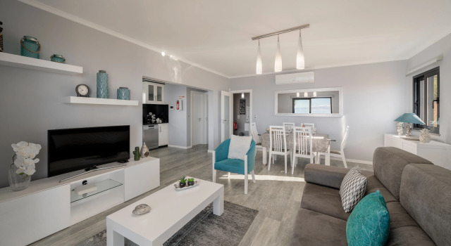 Quality Tranquil Villa With Sea-View | Oceanscape, Buchen Sie Villa 4-Sterne-Hotels in Canhas, 4*