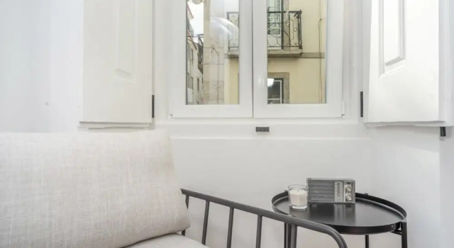 Двухместный номер Superior с балконом и с видом на город Bairro House Lisbon Charming Suites