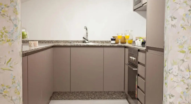 Апартаменты Superior Feelathome Madrid Suites Apartments