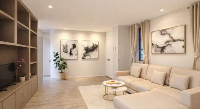 Stunning Loft for 6 in Saint Germain des Prés, Забронировать Отель Париж Иль-де-Франс