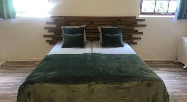 Bonnaliv, Book Hotel  