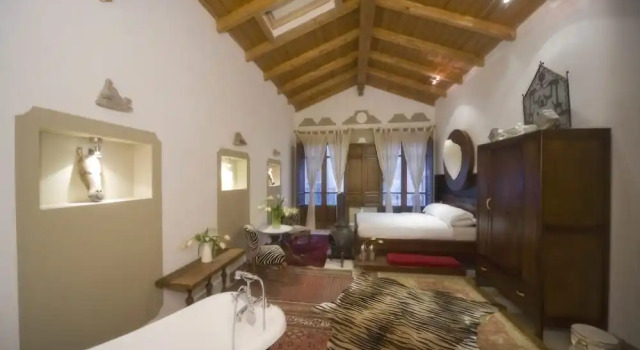 The Place Cagliari, Забронировать Отель СПА-отели Кальяри, рядом с Базилика Св. Сатурнино, SPA-услуги
