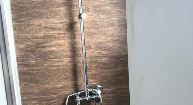 Кровать в общем номере Ly Ky Hotel