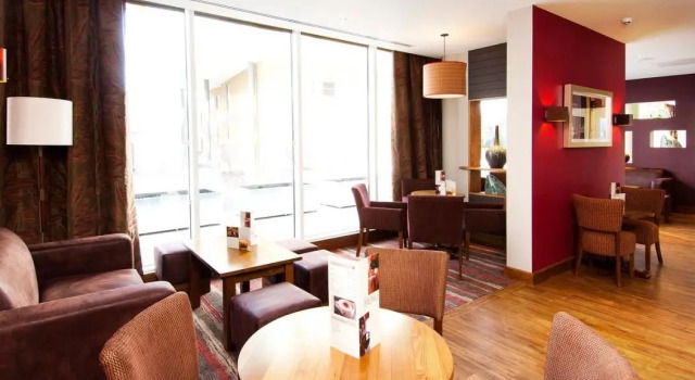 Номер Standard Premier Inn London Greenwich