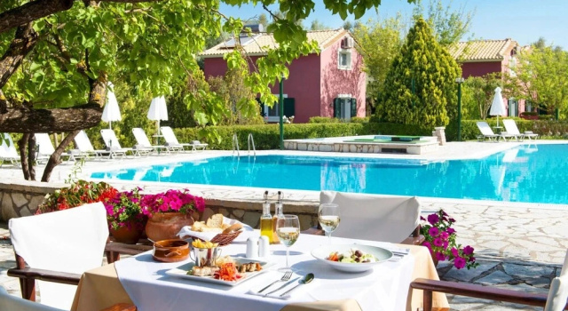 Вилла Mousses Villas - Villa Pollox - A Detached Three-bedroom Villa With Private Pool and Access to Childcare Facilities