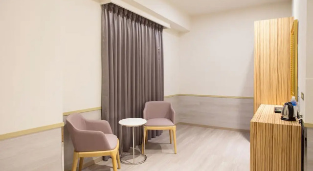 Standard Vierer Familie Zimmer Rainbow Hotel
