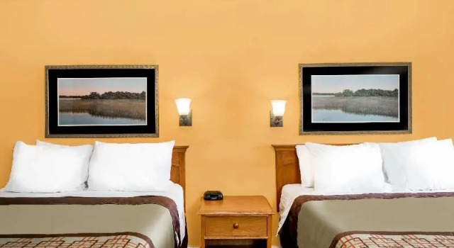 Номер Standard Days Inn by Wyndham Little River