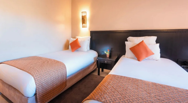 Трёхместный номер Standard с балконом Zalagh Kasbah Hotel & Spa